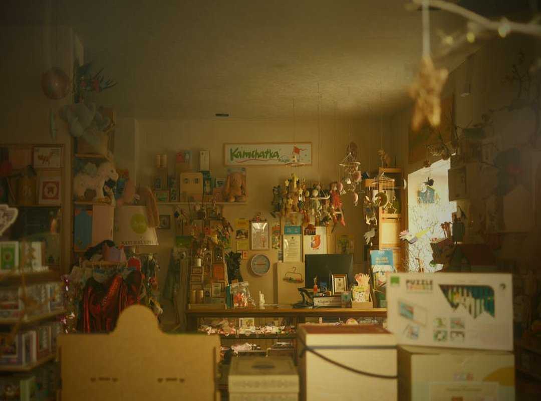 Beyond the Toy Box: Cozy Peppa Pig Clothing & Bedroom Decor